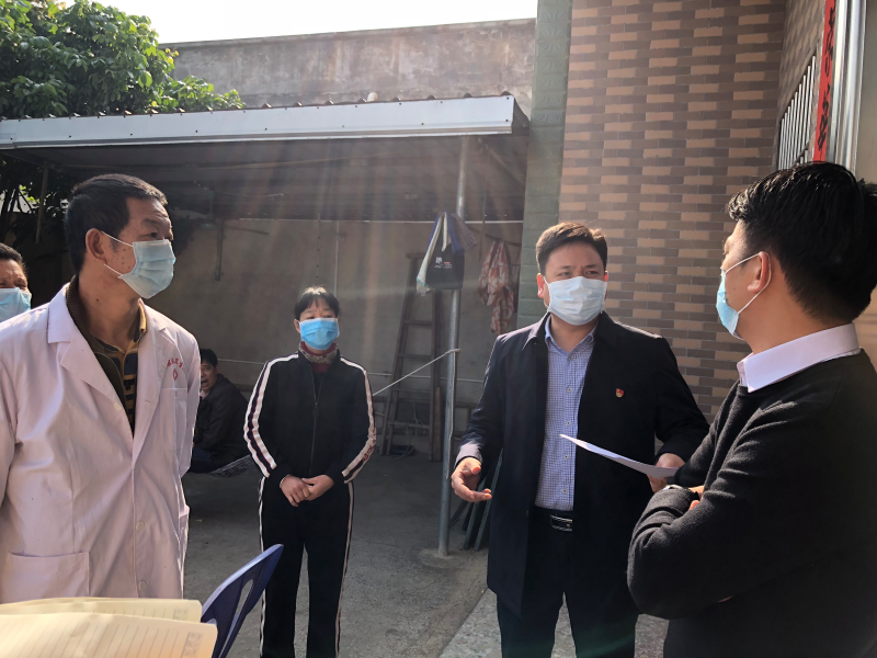 北坡鎮人大主席、婦聯主席陳蓮梅到北塘村委會檢查疫情防控情況2.jpg