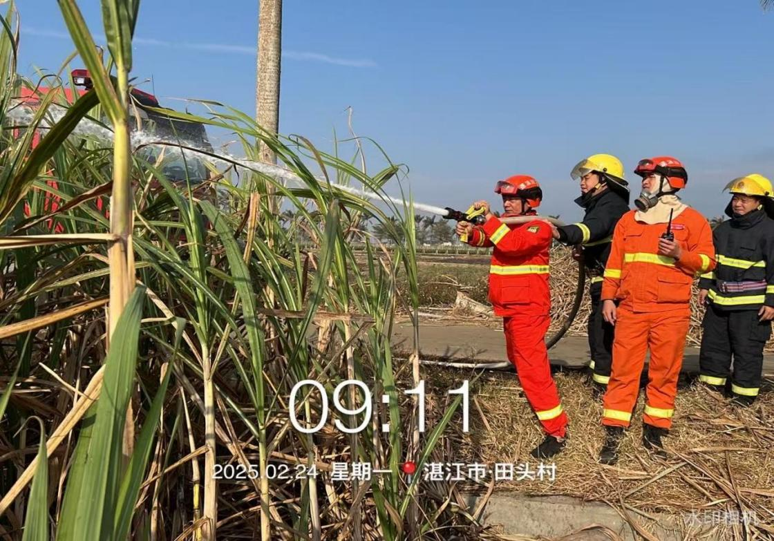 遂溪縣開展2025年基層半專業(yè)森林消防員實戰(zhàn)技能培訓(xùn)7.png